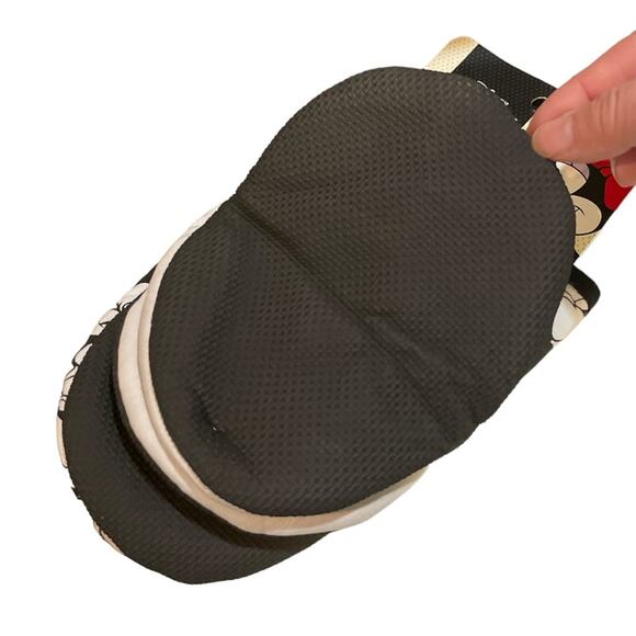 Minnie Mouse 2pk Oversized Mini Mitts - Picture 4 of 5